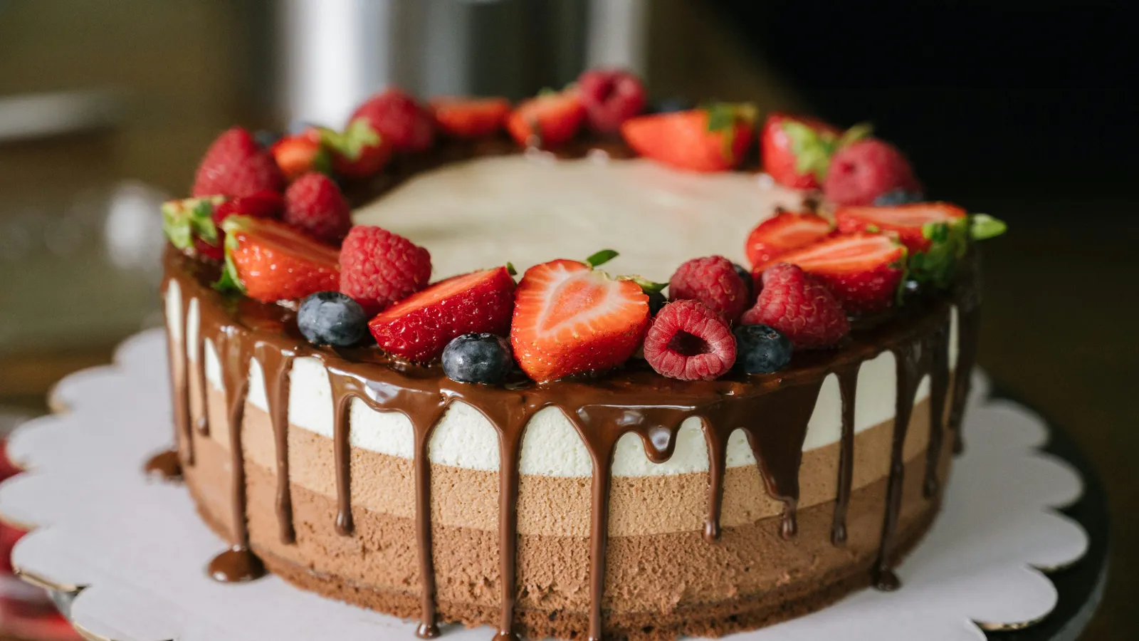 Three-layer Chocolate Mousse Cake